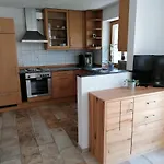 70m²- Mit Terrasse Apartment *