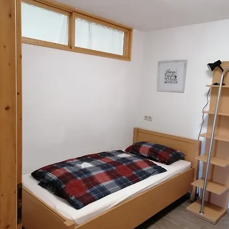 70m²- Mit Terrasse